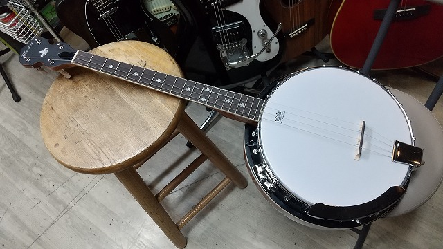 Blanton BB-15T テナーバンジョー マイク搭載アンプに繋げる エレキバンジョー Banjo 【 ブラントン BB15T TENOR  Banjo 】 ギター専門店 キャットロック .Cat Rock..