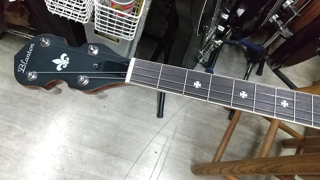 Blanton BB-15T テナーバンジョー マイク搭載アンプに繋げる エレキバンジョー Banjo 【 ブラントン BB15T TENOR  Banjo 】 ギター専門店 キャットロック .Cat Rock..