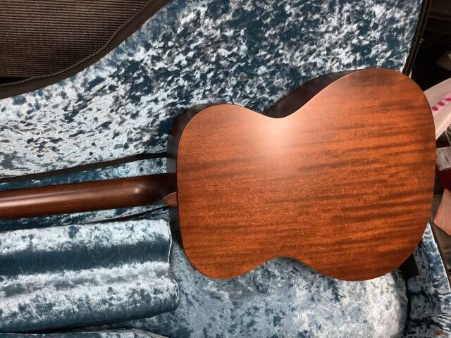 Martin 000-15M Mahogany マイク搭載！ 【 アンプに繋げる マーチン 