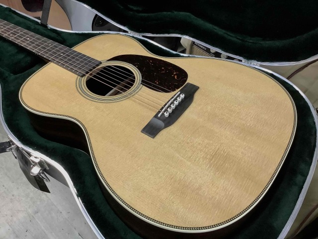 Martin 000-28 Standard Pickup 【アンプに繋げる マーチン 00028