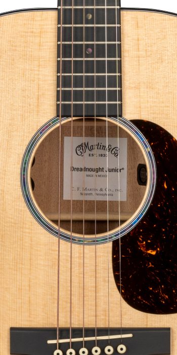 Martin D JR.E エレアコギター(オール単板) Martin D JR E オール単板 エレアコモデル マイク搭載 Junior